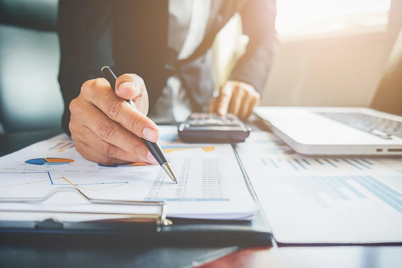 finance, accounting, tax, tax deduction, bookkeeping, accounting, accounting, accounting, tax, bookkeeping, bookkeeping, bookkeeping, bookkeeping, bookkeeping. Sales enablement examples: three named cases and how to assess one
